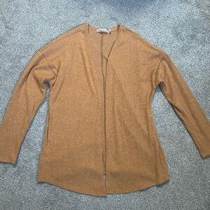 Liberty love women’s yellow lightweight sweater, large​​​